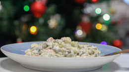 Салат оливье может превратиться в «яд» без холодильника