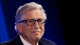 По делу Эпштейна опубликовали фотографии Билла Гейтса с молодыми девушками