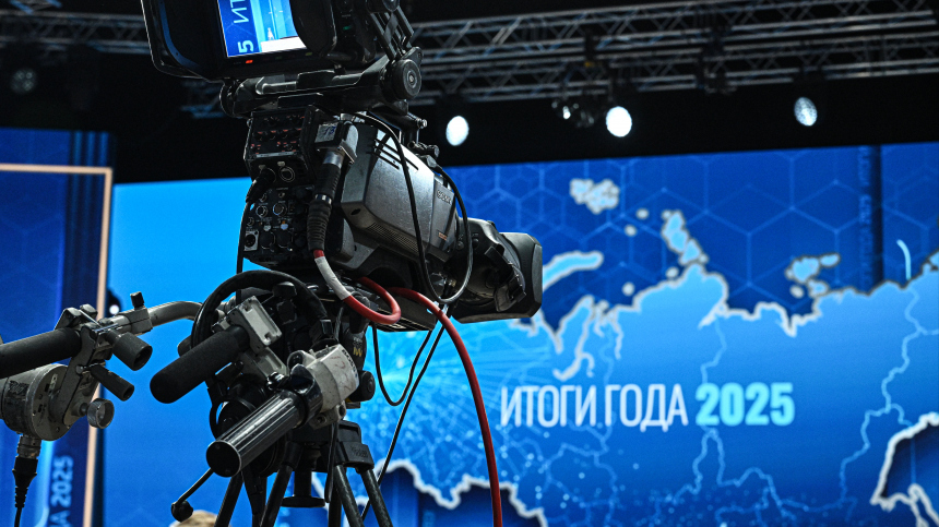 Песков: темы обращений россиян на прямую линию в этом году изменились