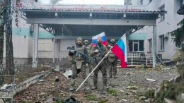 «Ну чего стоять на пороге, заходи»: Путин о видео с Зеленским у стелы Купянска