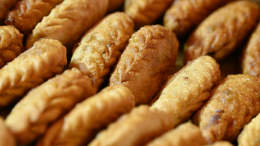 «Пришлете вкусненького?» — Путин пошутил, что поможет пекарям за пирожки