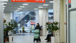 Путин: правительство должно подумать, как продлить пособия по уходу за детьми