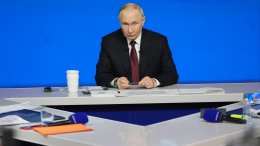 «Неприлично прозвучит»: Путин пошутил о нарушении им трудового законодательства