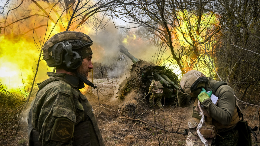 Д-20 уничтожила пункт временной дислокации ВСУ. Лучшее видео из зоны СВО