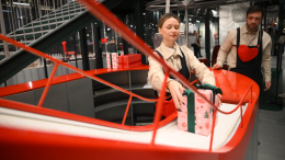 В парке «Музеон» открылся павильон «Фабрика подарков»