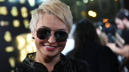 «Обязательно нам помогут»: Катя Лель о нашествии инопланетян в 2026 году