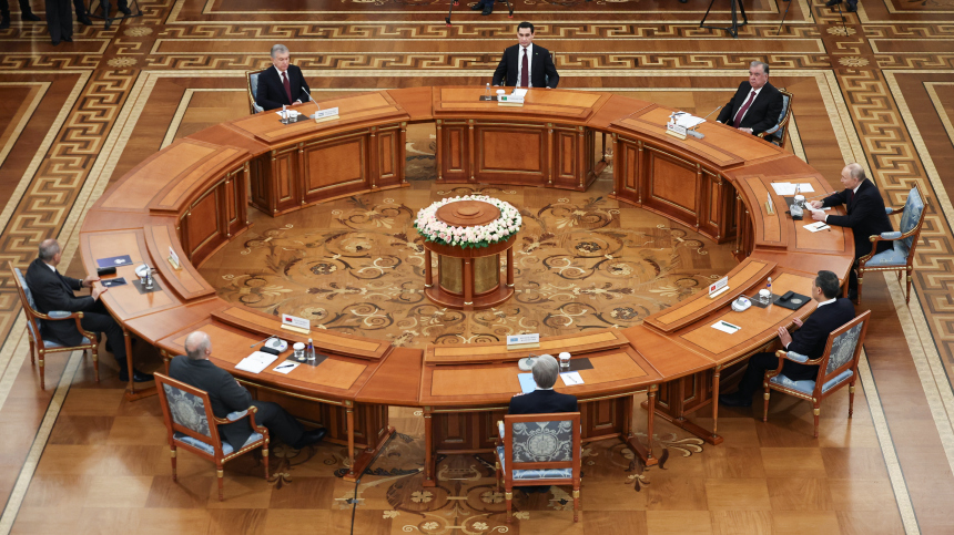 Путин выступил на неформальном саммите СНГ в Петербурге: главное