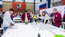 Собянин: Москвичи победили на всероссийской олимпиаде по робототехнике