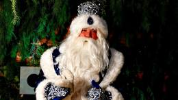 Земляничное мороженое на завтрак и письма детей: Дед Мороз рассказал о своем рабочем дне