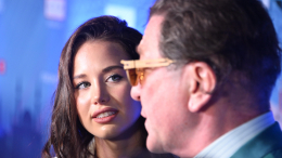 «Сейчас меня стошнит»: Аврора Киба описала первый поцелуй с Григорием Лепсом