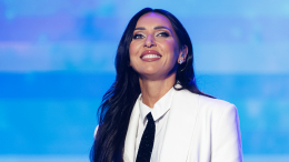 «Начала заниматься собой»: как развод повлиял на жизнь и творчество Алсу