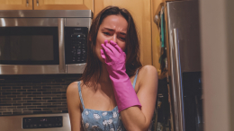 Предновогодний стресс: на что жалуются россиянки перед праздниками