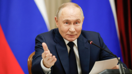 Путин поручил утончить меры поддержки для многодетных семей