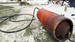 Два человека ранены при взрыве газового баллона на стройке на юго-западе Москвы