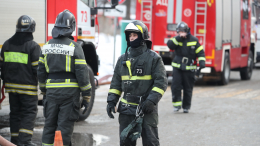 На юге Москвы загорелся бизнес-центр «Варшавская плаза»