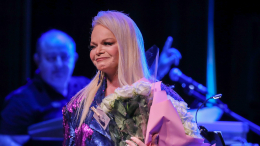 Суд постановил выселить Долину из квартиры в Хамовниках в пользу покупательницы Лурье