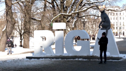 Эталон русофобии: как в Прибалтике мешают отмечать праздники русскоязычному населению