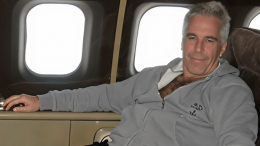 «Барин»: Эпштейн хранил дома головной убор с надписью на русском языке