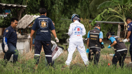 Мужчина украл ценные вещи из дома двух женщин, но порезался об стекло и умер