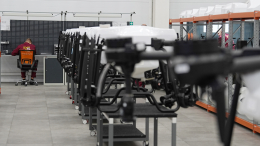 В России зафиксировали рост выпуска вооружений и ищут миллионы новых работников