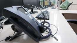 Парковки, транспорт, врачи: какие горячие линии помогут жителям Москвы в новогодние праздники