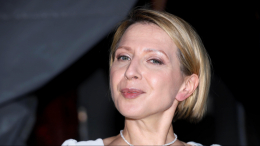 «Смотрим и обсуждаем»: какая традиция есть у Яны Чуриковой на Новый год