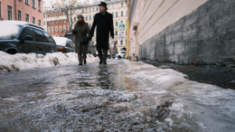 «Равновесия не удержать»: как правильно падать в гололед