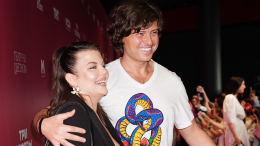 «Работать надо немножечко»: Шаляпин пожелал в Новом году купаться в любви