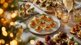 Еще порцию оливье, пожалуйста: нутрициолог рассказала, как не переесть в новогоднюю ночь