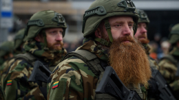 Военные Литвы размещают на мостах конструкции для крепления взрывчатки