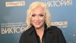 «Побольше оптимизма!»: звезда группы «Мираж» записала поздравление в год Лошади