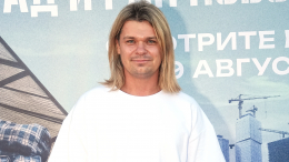 «Был у меня первым»: Илья Гуров рассказал о большой любви сквозь года