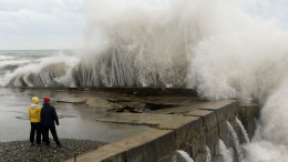 «Шторм века»: последствия непогоды на пляже в Сочи