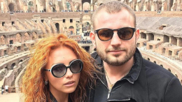 Тела убитых в ОАЭ криптоинвестора Новака с женой доставили в Санкт-Петербург