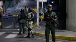 Авиаудары по Каракасу продлились 25 минут