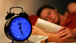 Ложиться пораньше бесполезно: что на самом деле помогает уснуть