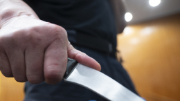 Отец зарезал двоих детей в Иркутской области