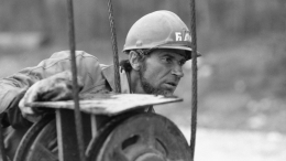 «Большая потеря»: умер легендарный строитель БАМа Иван Варшавский