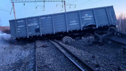 В Амурской области остановили движение поездов после схода свыше 30 вагонов