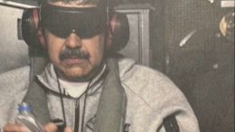 Спортивный костюм с фото задержания венесуэльского лидера стал хитом продаж