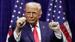 Трамп заявил, что Куба висит на волоске