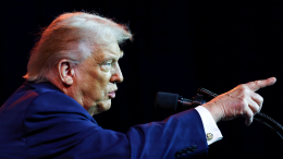 Трамп поддержал закон о санкциях против России, но надеется не использовать его