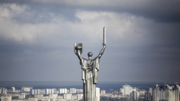 Мэр Киева призвал жителей по возможности на время покинуть город