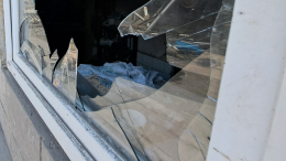 В Калужской области после падения обломков сбитого дрона поврежден жилой дом