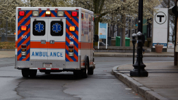 «Сам себя ударил»: отец избил 6-летнего сына до смерти и лгал о причине его травм