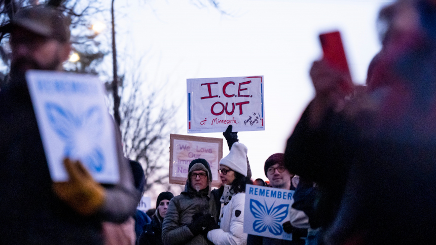 По городам США прокатилась волна протестов