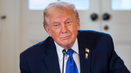 Трамп: оборона Гренландии состоит из двух собачьих упряжек