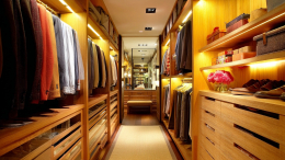 Офис — не значит скучно: как одеваться на работу стильно и недорого