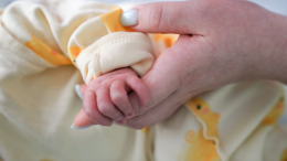 Смерть детей и грубость персонала: подробности трагедии в роддоме в Новокузнецке