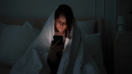 Выспаться так и не удалось: почему после 8-часового сна сохраняется усталость